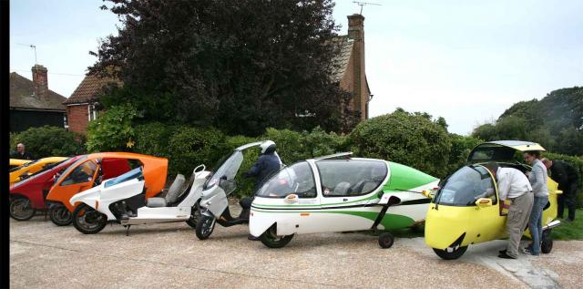 2010: GS Phasar + 2 Ecomobiles in Hastings