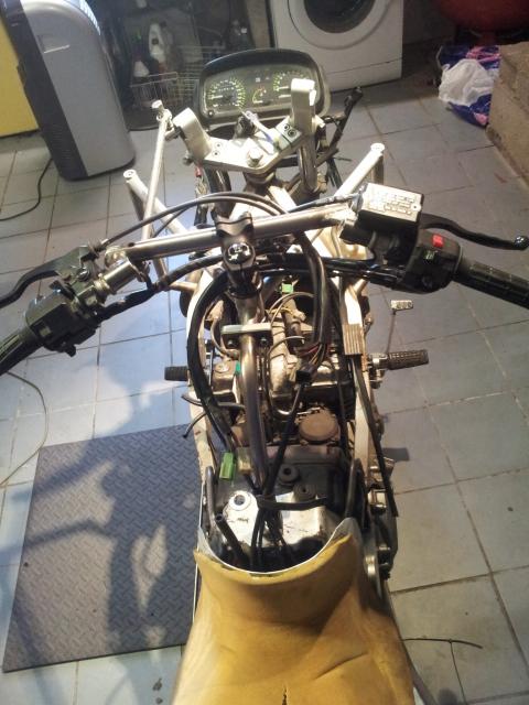 Handlebar layout