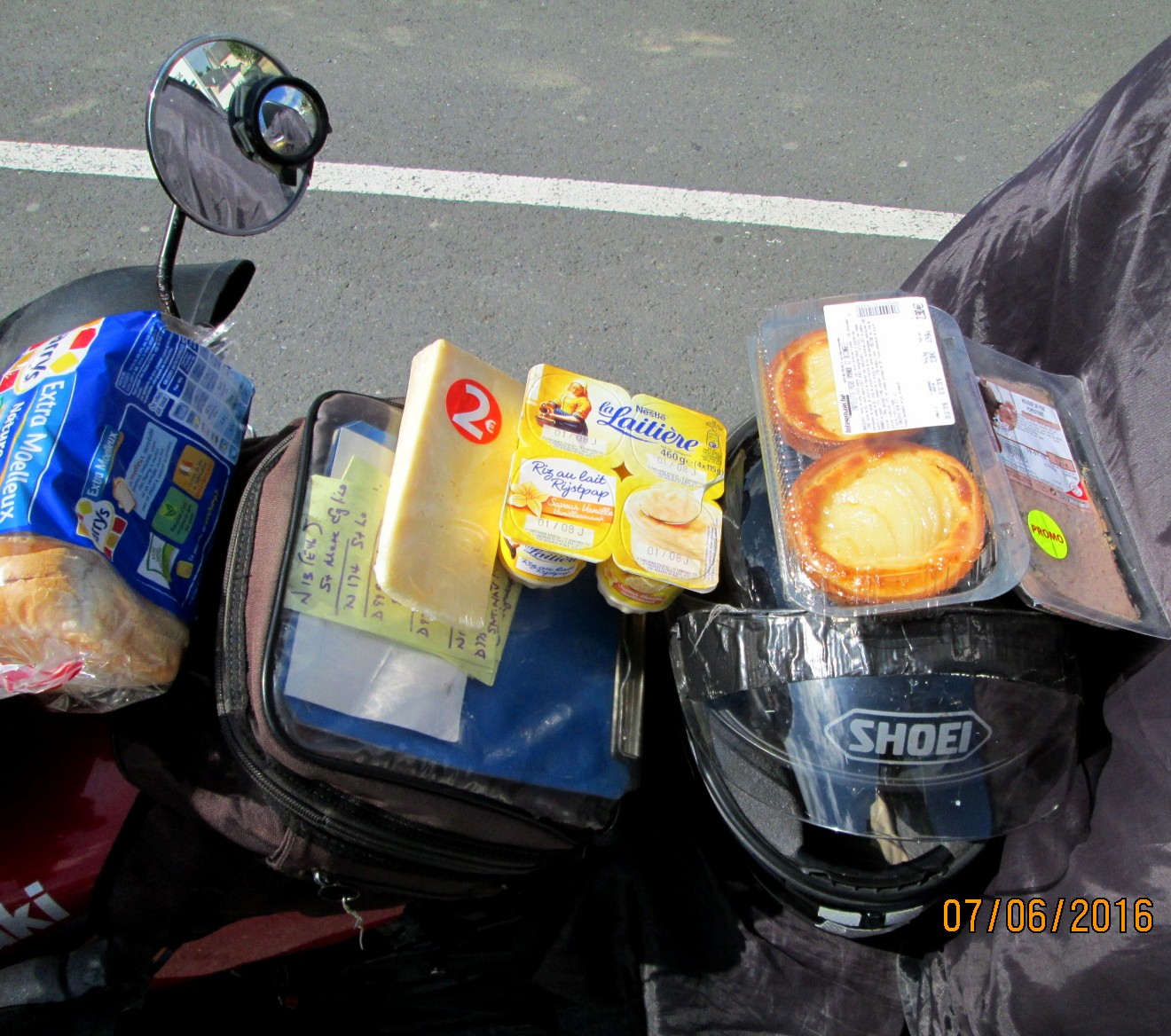 RR2016 - Bit of French picnic food to keep the body going!