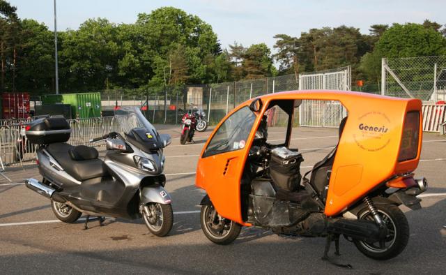 Genesis meets a 2011 Burgman 650