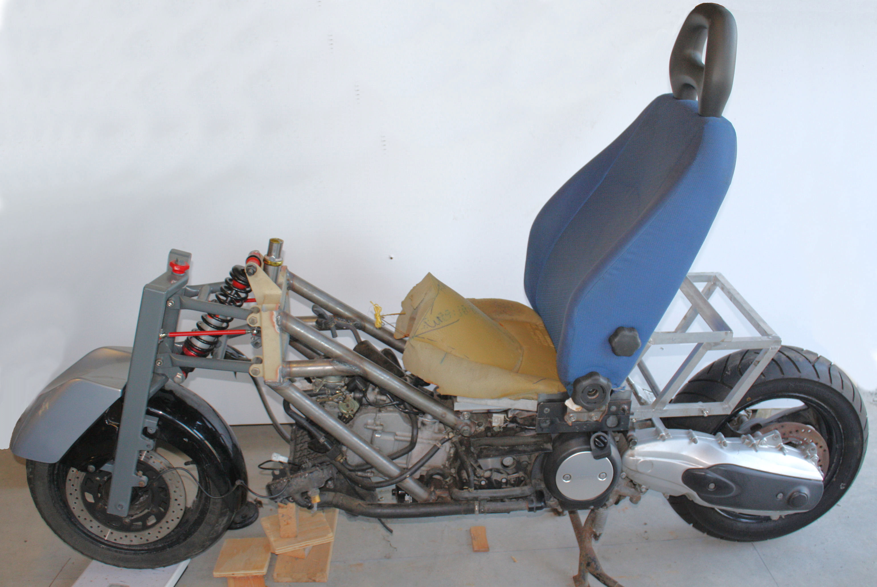 Hossack Steering, Frame and Seat Frame (LHS, 2011)