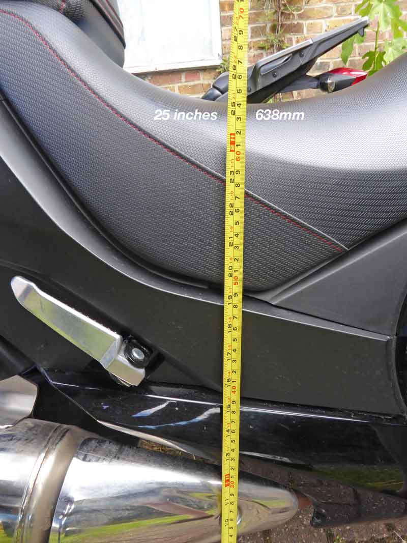 Vultus Seat Height: 25 inches